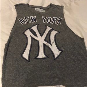 New York workout shirt